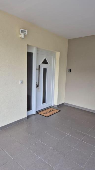 Ferienwohnung Au In Bitburg Esterno foto
